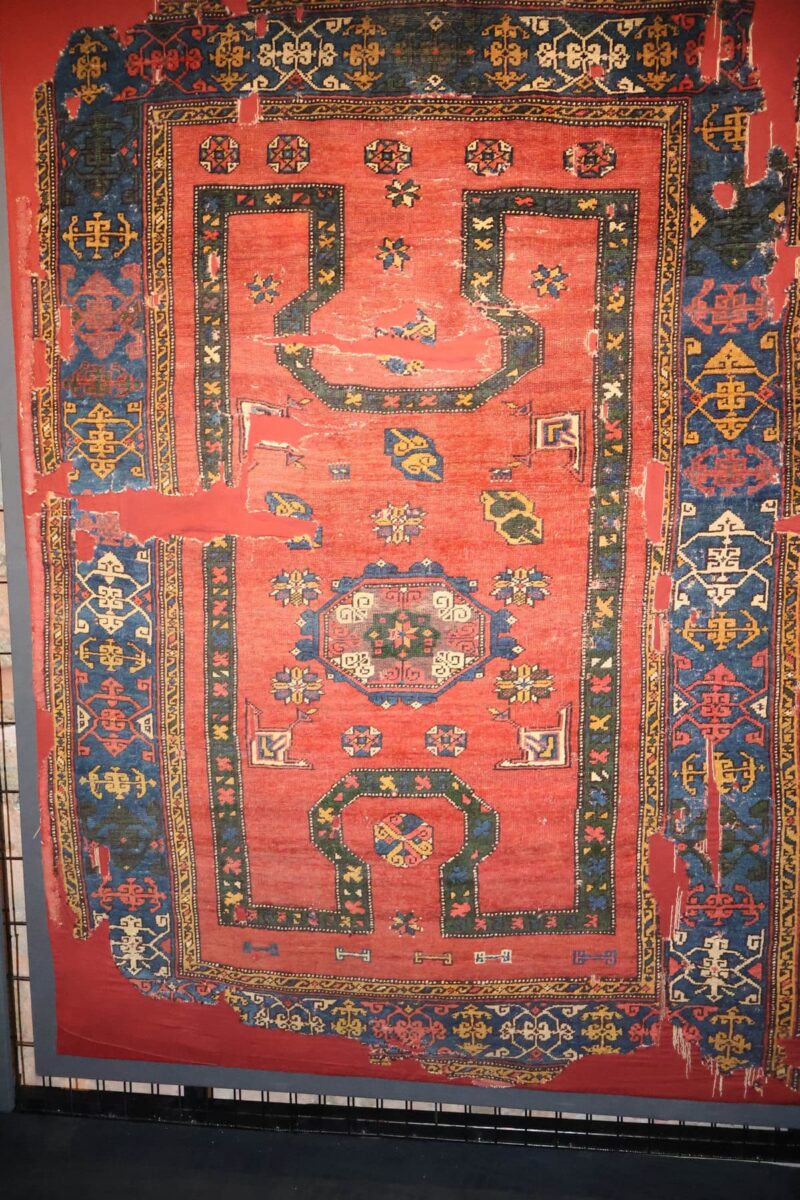 Bellini type carpet